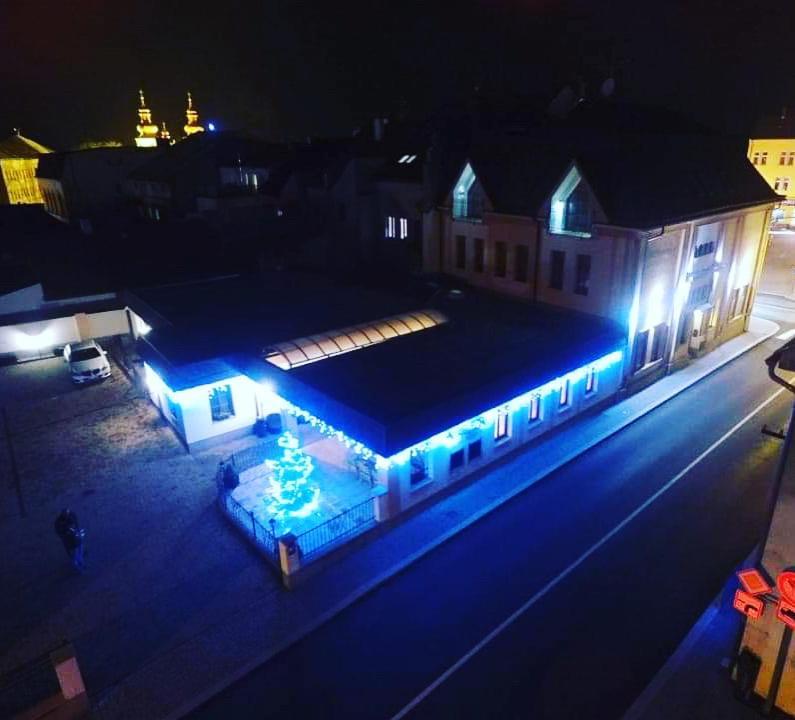 Hotel Krajka**** Vamberk Екстер'єр фото